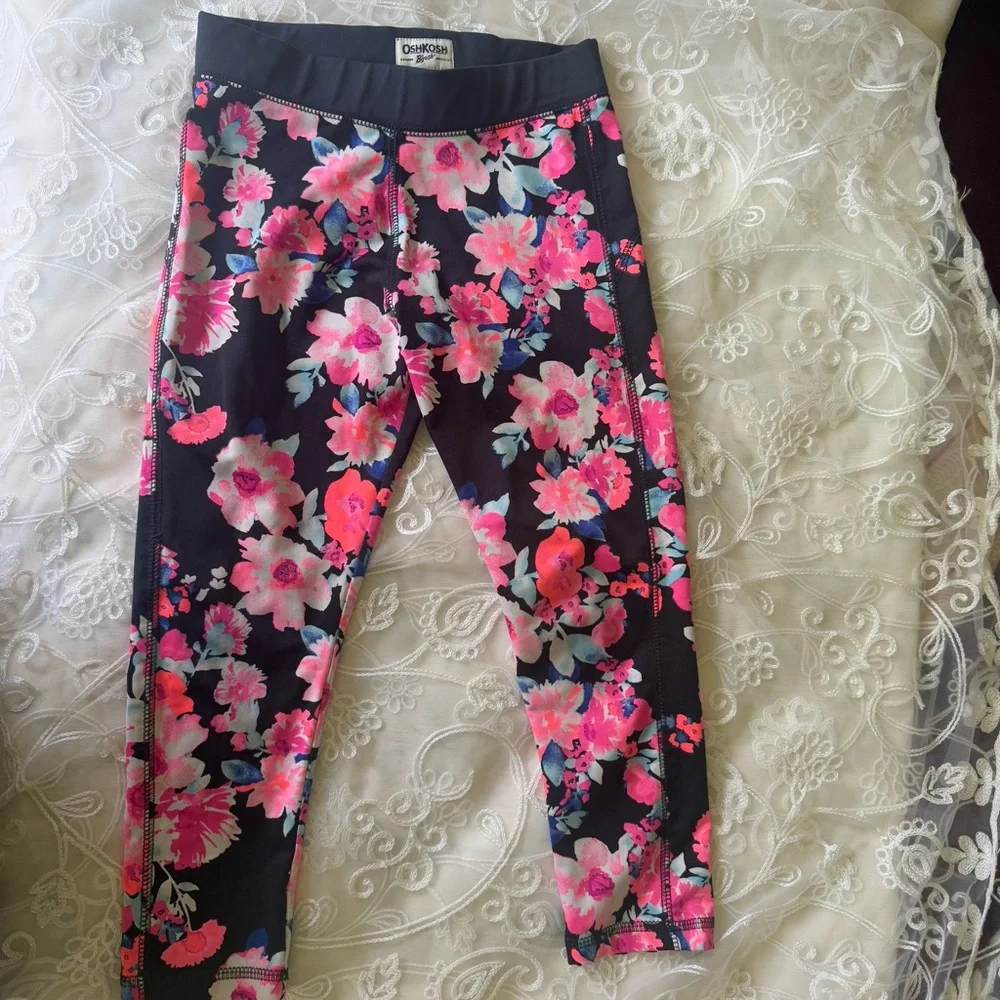 OshKosh B'gosh Black and Pink Floral Leggings